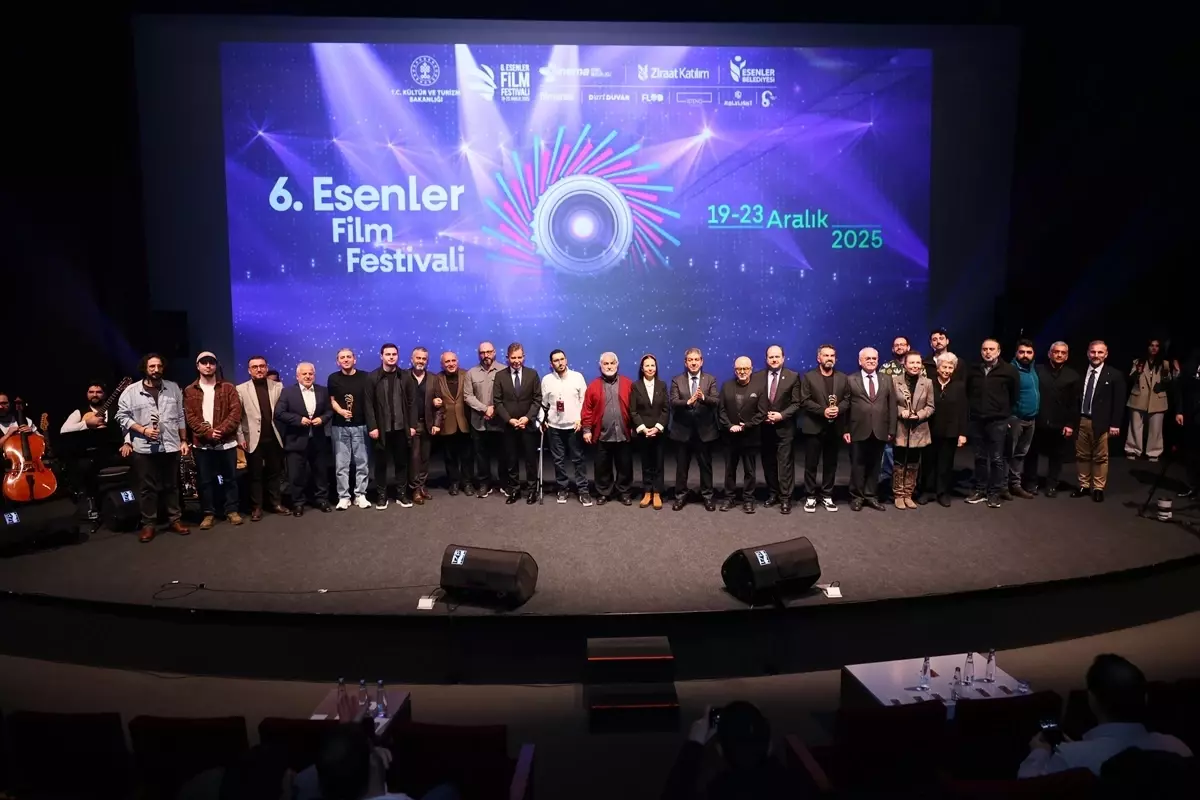 6. Esenler Film Festivali'nde ödüller sahiplerini buldu