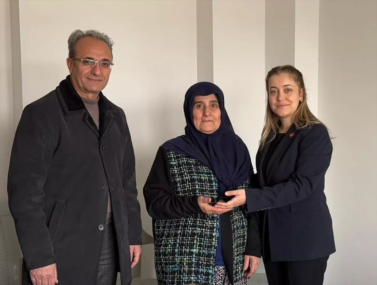 Ağın'da TOKİ tarafından yapılan 142 sosyal konutun anahtar teslimine başlandı