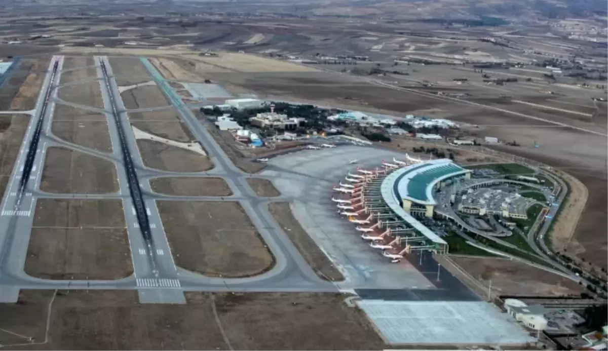 Ankara uçuşlar iptal mi, seferler ertelendi mi?