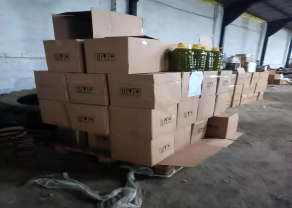 Aydın'da piyasa sürülmeye hazırlanan 931 litre sahte yağ yakalandı