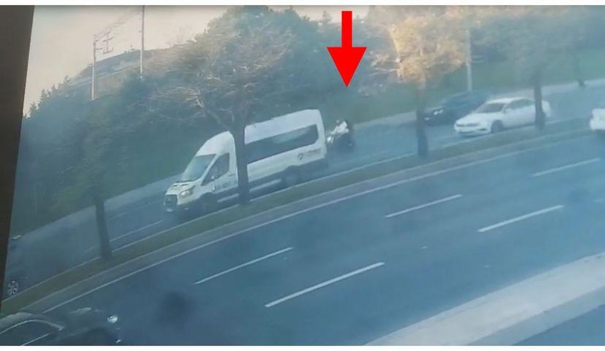 Bakırköy'de Motosikletli Saldırganlar Tarafından Silahlı Saldırı: 1 Ölü