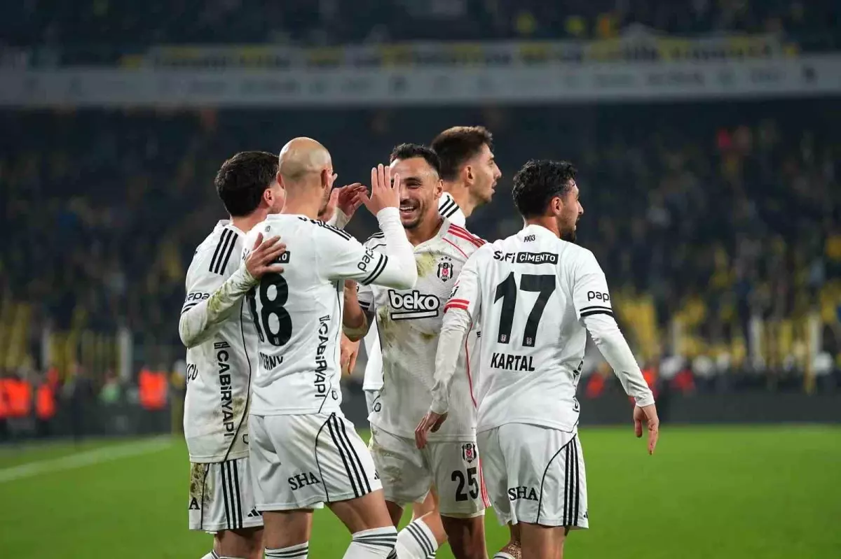 Beşiktaş'ın Kadıköy'de bileği bükülmüyor
