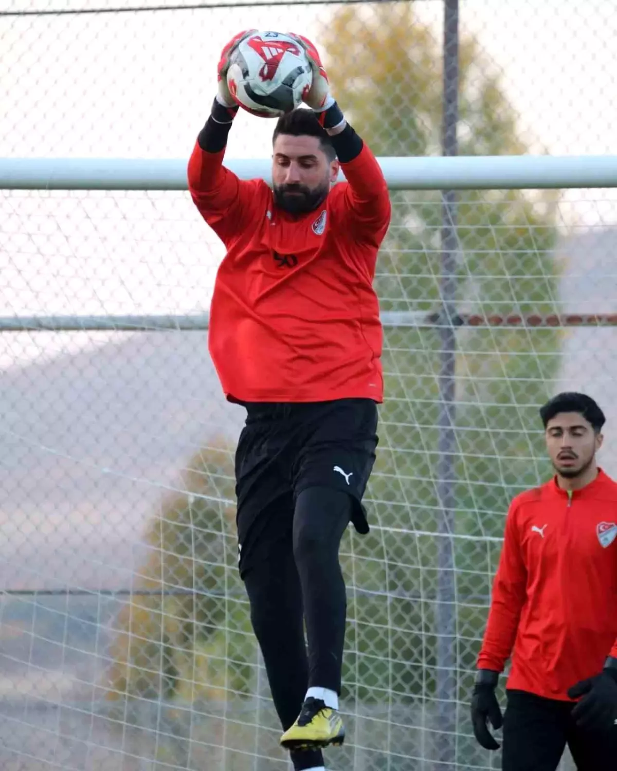 Elazığspor'da kaleci Muammer'e kulüp bulması için izin verildi