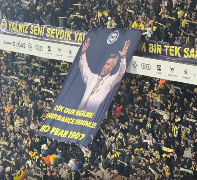 fenerbahce taraftarindan sadettin saran a destek 19385026 7060 m