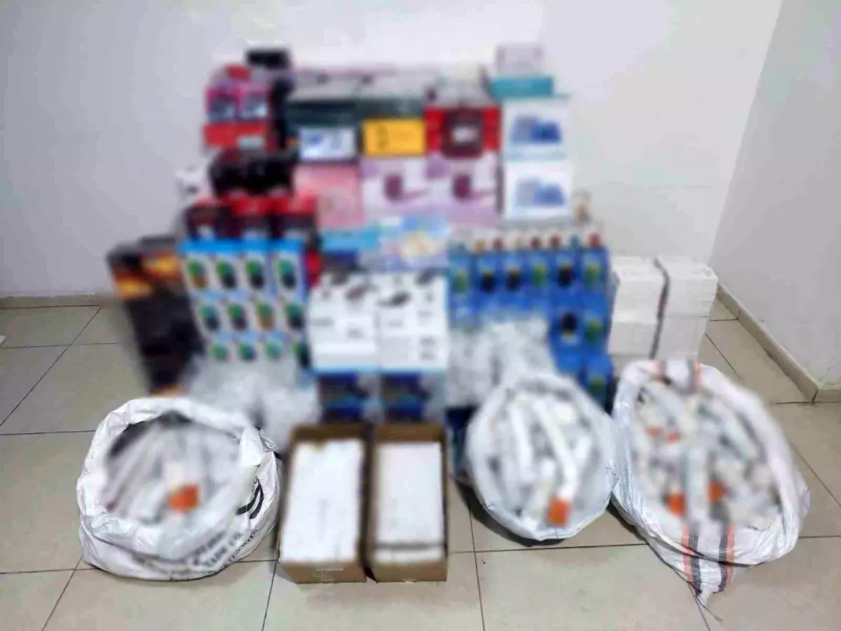 Gaziantep'te 1,3 milyon TL'lik kaçak elektronik eşya ele geçirildi: 1 gözaltı