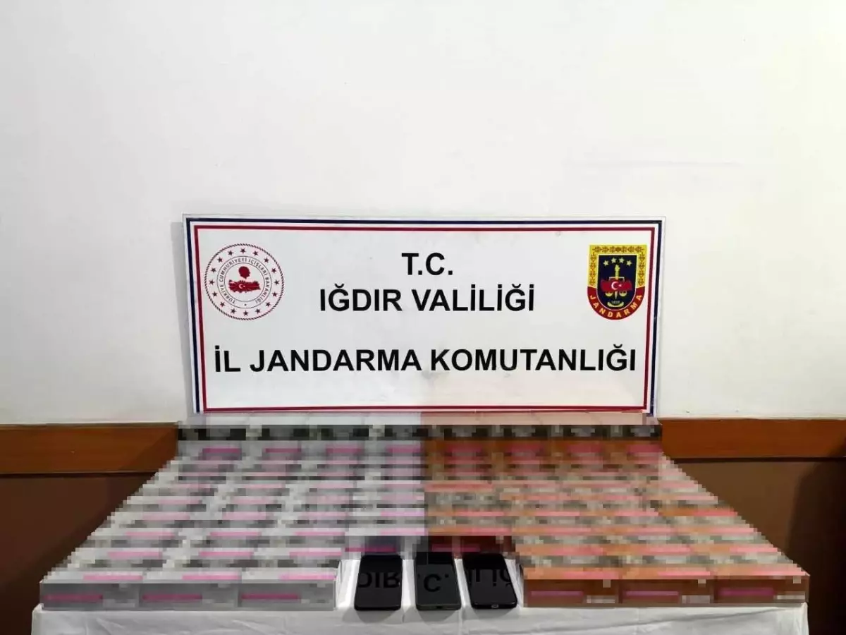 Iğdır'da elektronik sigara kaçakçılarına jandarma darbesi: 3 gözaltı