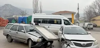 Karabük'te iki otomobilin çarpıştığı kazada 1 kişi yaralandı
