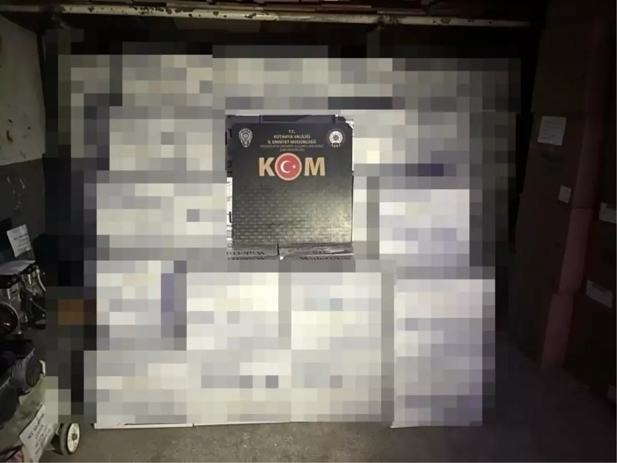 Kütahya'da durdurulan araçta 5 milyon makaron ele geçirildi