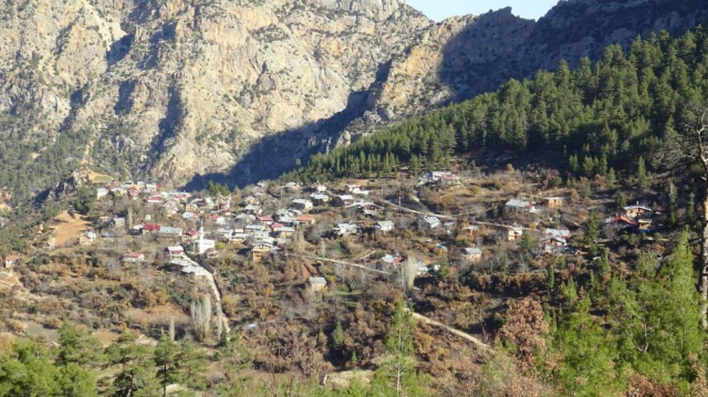 kutuplari aratmayan koy 2 ay boyunca gunese 19383181 7247 m