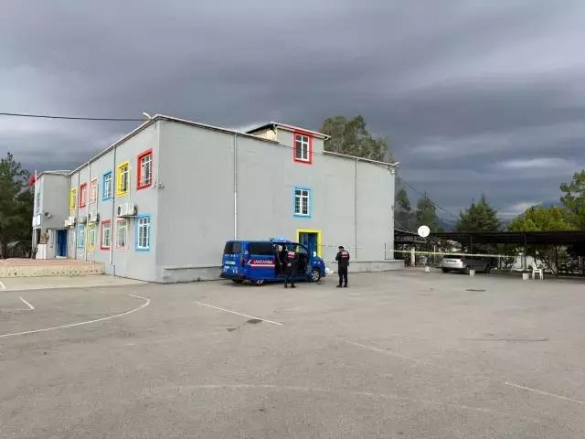 مشاركة الطالب البالغ من العمر 12 عامًا الذي أصاب مدير المدرسة برصاصة أثارت الدهشة