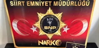 Siirt'te midelerinde uyuşturucu bulunan yabancı uyruklu 4 şüpheli tutuklandı