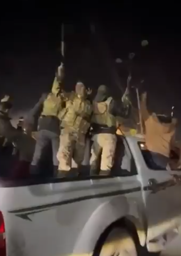 Türkiye'nin yanı başında büyük çatışma! 8 gün sonra katılacakları orduyu vurdular