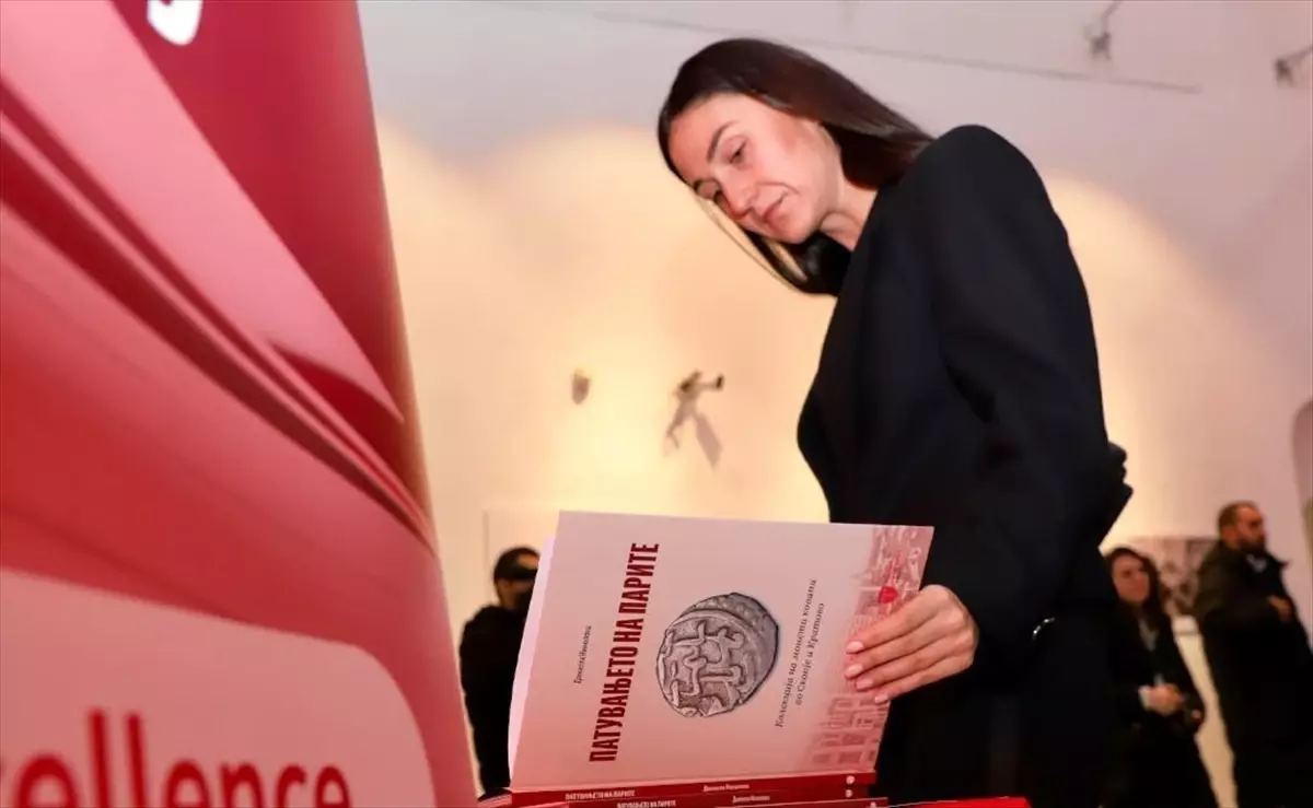 Üsküp'te, Osmanlı dönemi madeni para koleksiyonu sergisi ve kitap tanıtımı düzenlendi