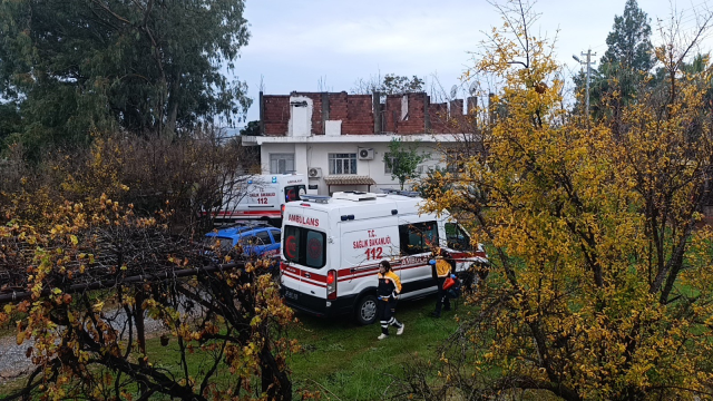 babasi ve yengesini silahla vurup kendini eve 19385808 523 m