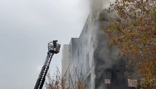 bagdat caddesi nde 5 katli binada yangin alevler 19387682 2902 m