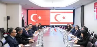 Bakan Tekin, KKTC Milli Eğitim Bakanı Çavuşoğlu ile bir araya geldi Açıklaması