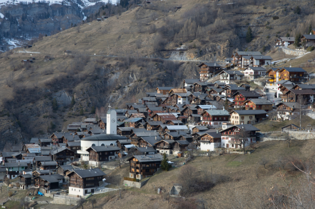 Bu köye taşınanlara 1 milyon lira veriyorlar Bu köye taşınanlara 1 milyon lira veriyorlar