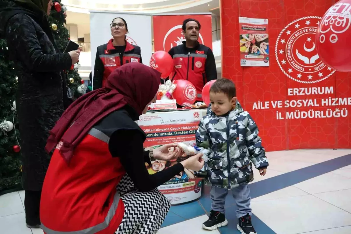 Dijital dünyada çocuk haklarına destek için Erzurum'da imza kampanyası