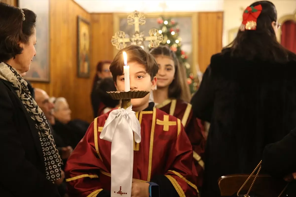 Hatay'da Ortodoks kiliselerinde Noel ayini düzenlendi