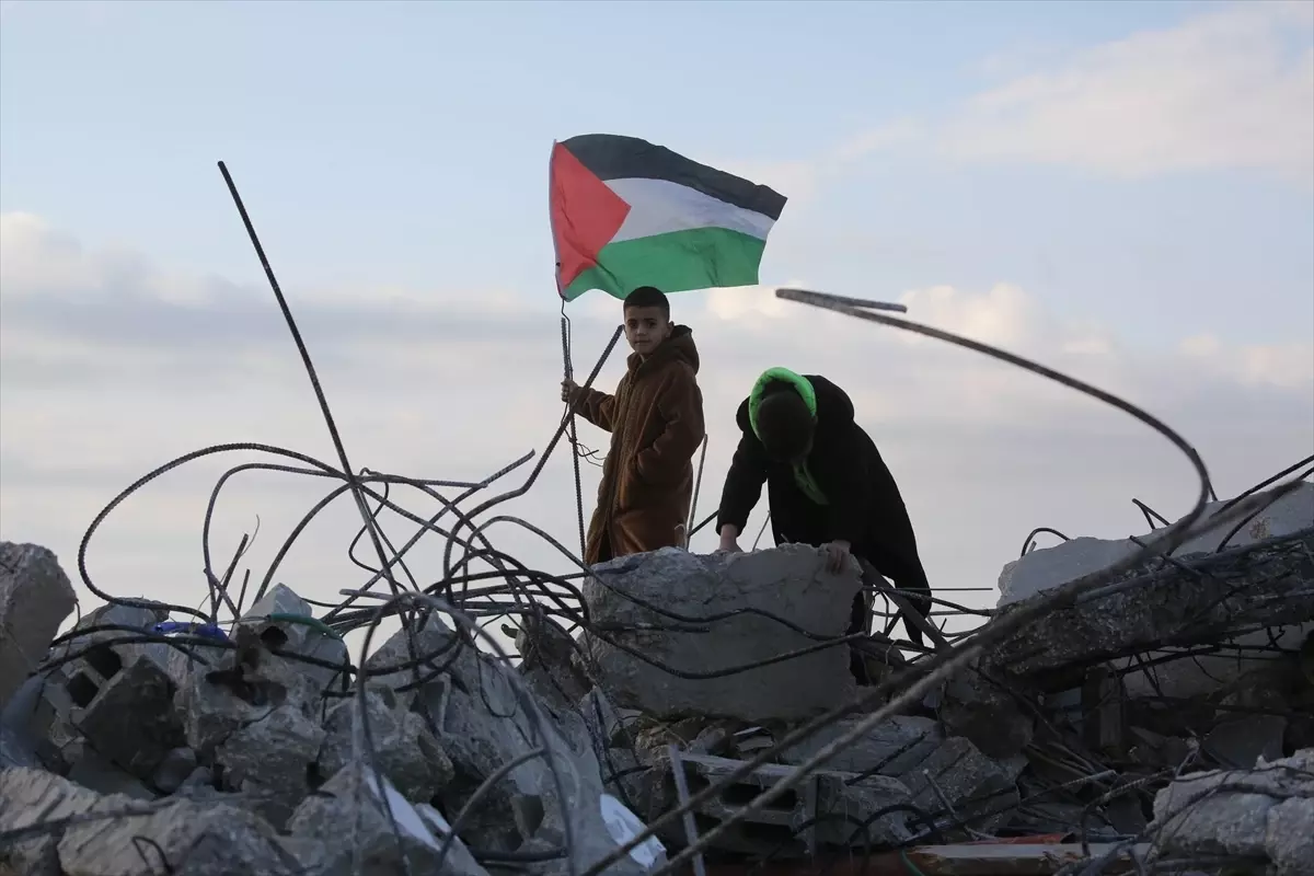 İsrail ordusu, Batı Şeria'da temmuz ayında öldürdüğü Filistinlinin evini yıktı