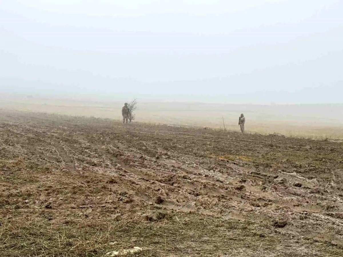 Libya Genelkurmay Başkanı Al-Haddad'ın içinde bulunduğu jetin enkazının olduğu alanda güvenlik önlemleri artırıldı