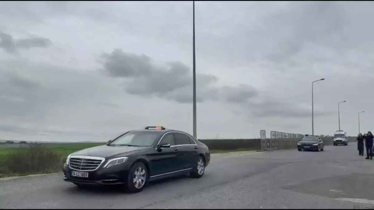 Özgür Özel Silivri'de Ekrem İmamoğlu'nu ziyaret etti