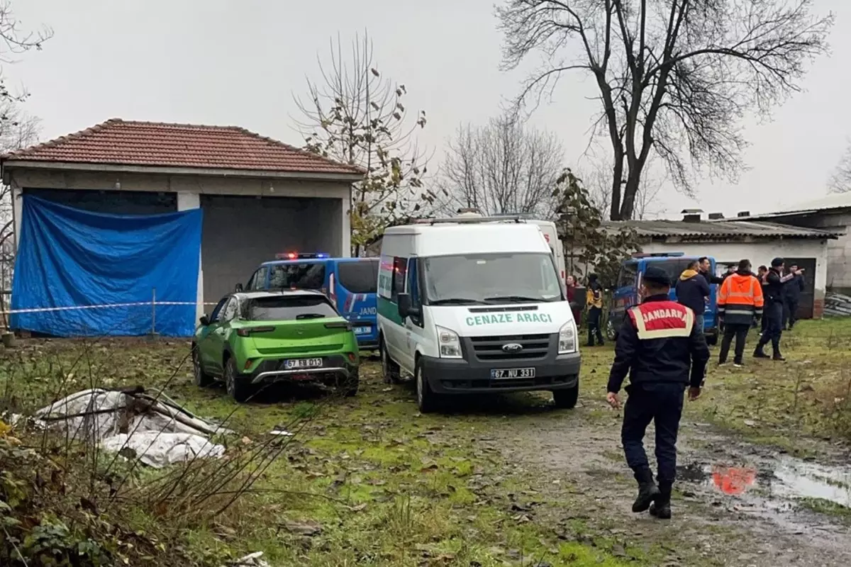 Tavuk çiftliğinde kendisini asarak yaşamına son verdi