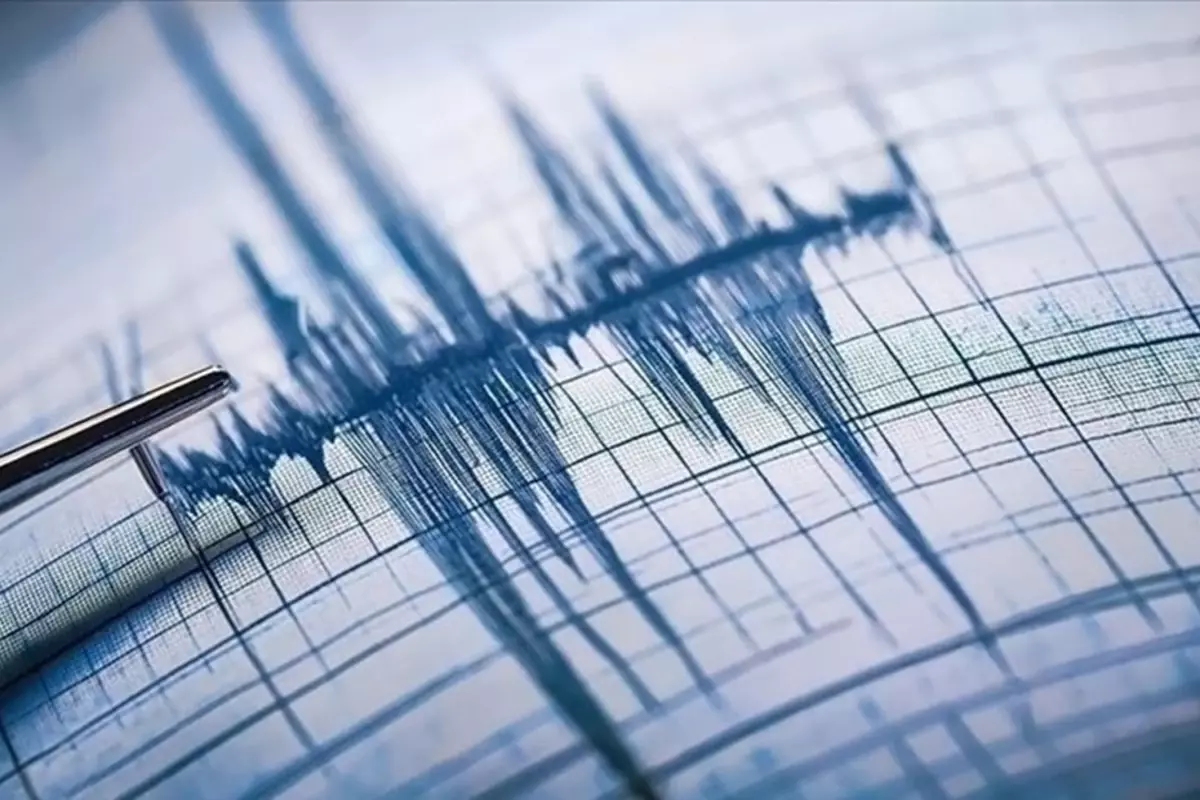 Tayvan'daki depremde panik anları kamerada