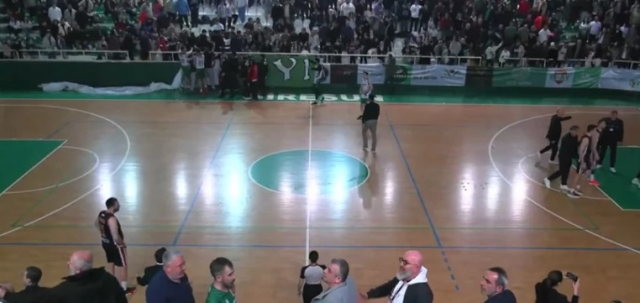 He turned to the crowd and pulled down his shorts, the hall turned into a fire