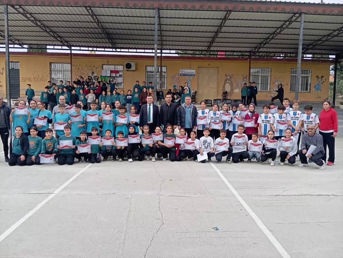 Bozyazı ilçesinde geleneksel çocuk oyunları etkinliği düzenlendi