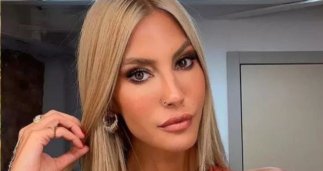 Çağla Şikel kimdir? Çağla Şikel kaç yaşında, nereli?