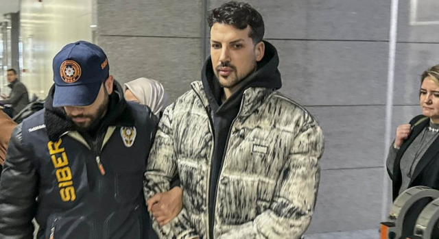 cezaevindeki kerimcan durmaz zor gunler geciriyor 19389805 126 m