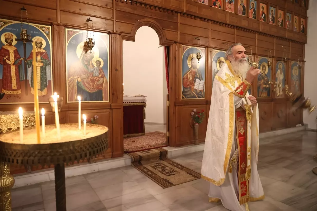 Edirne'de Bulgar Ortodoks Kilisesi'nde Noel ayini gerçekleştirildi