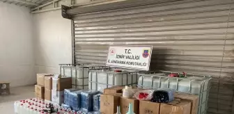İzmir'de 3 bin 360 litre etil alkol ele geçirildi