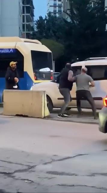 kadikoy de sopali kavga kamerada 19388756 6294 m