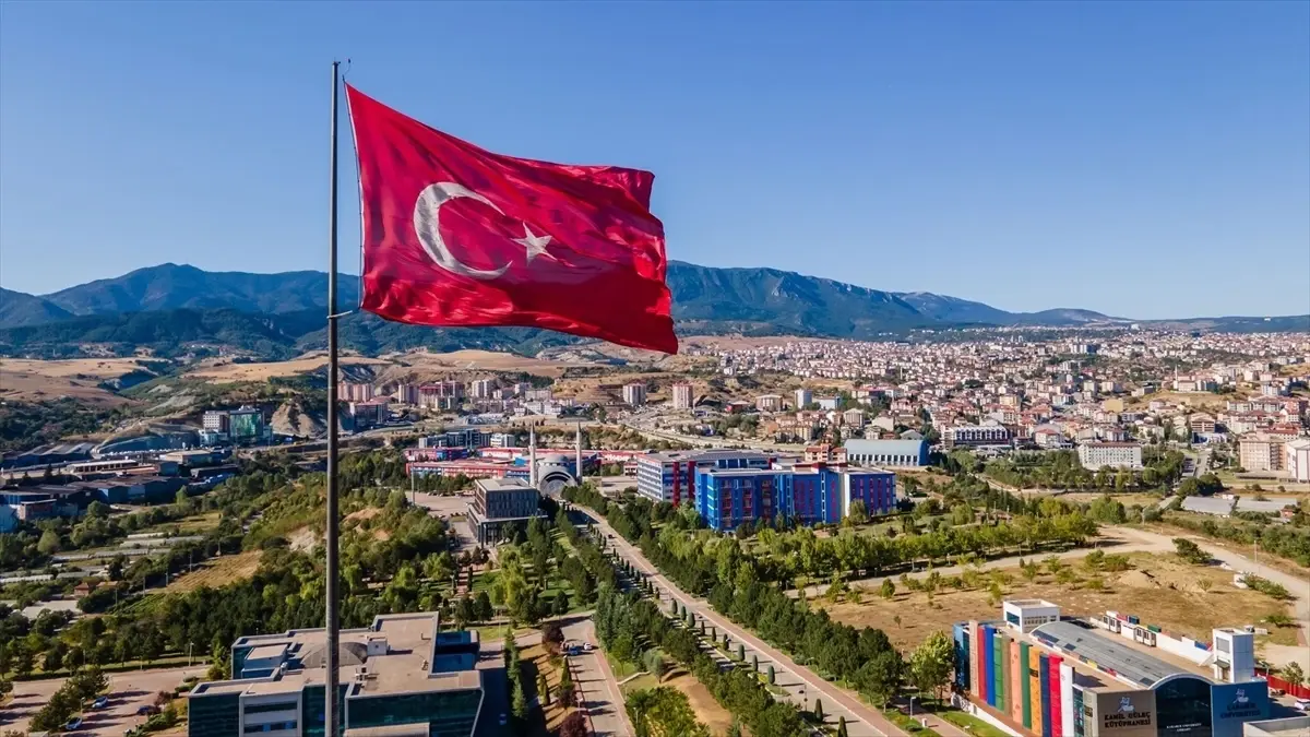 KBÜ, 'Üniversite İzleme ve Değerlendirme Genel Raporu-2025'te ilk sıralarda yer aldı