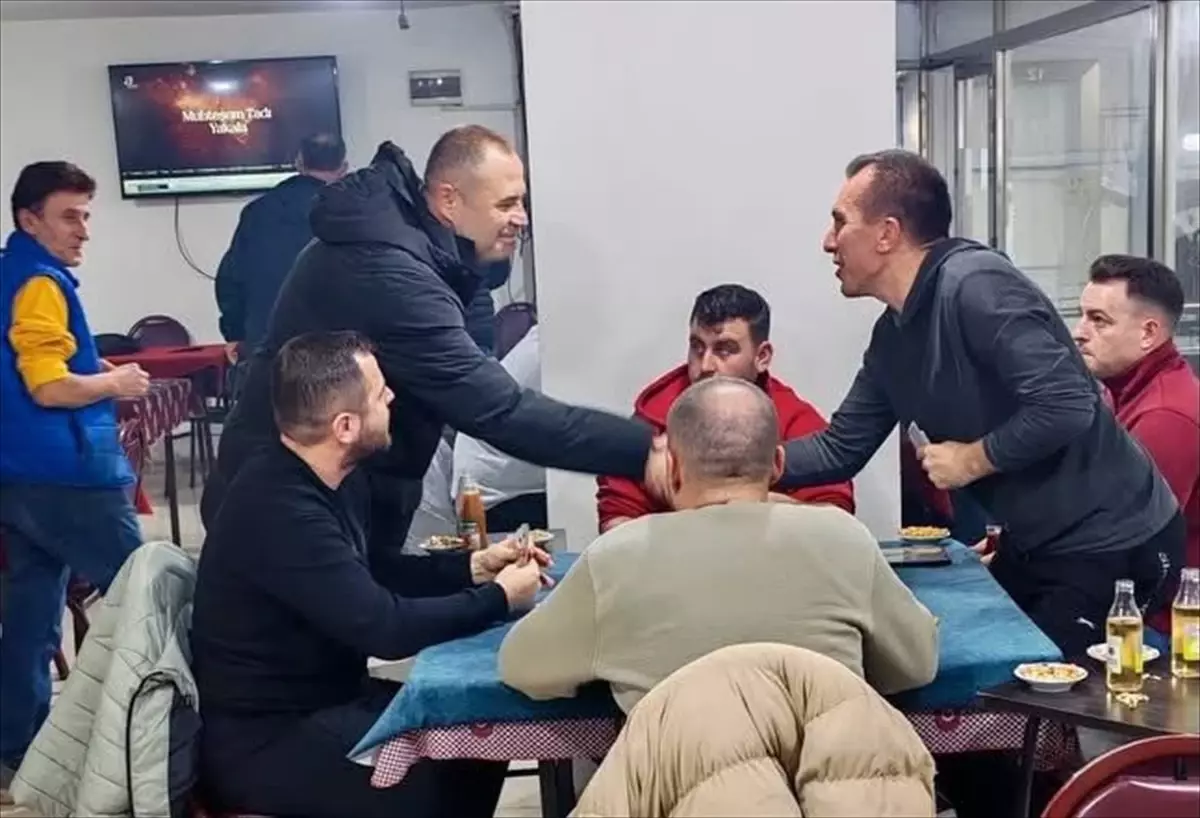 Kırklareli Belediye Başkanı Bulut, Karacaibrahim Mahallesi sakinleriyle bir araya geldi