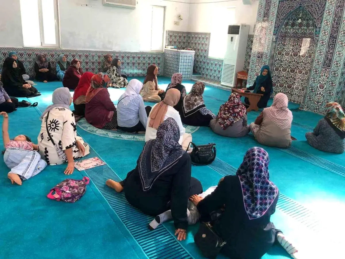 Köyceğiz'de kadınlara yönelik Regaib Kandili programı düzenlendi