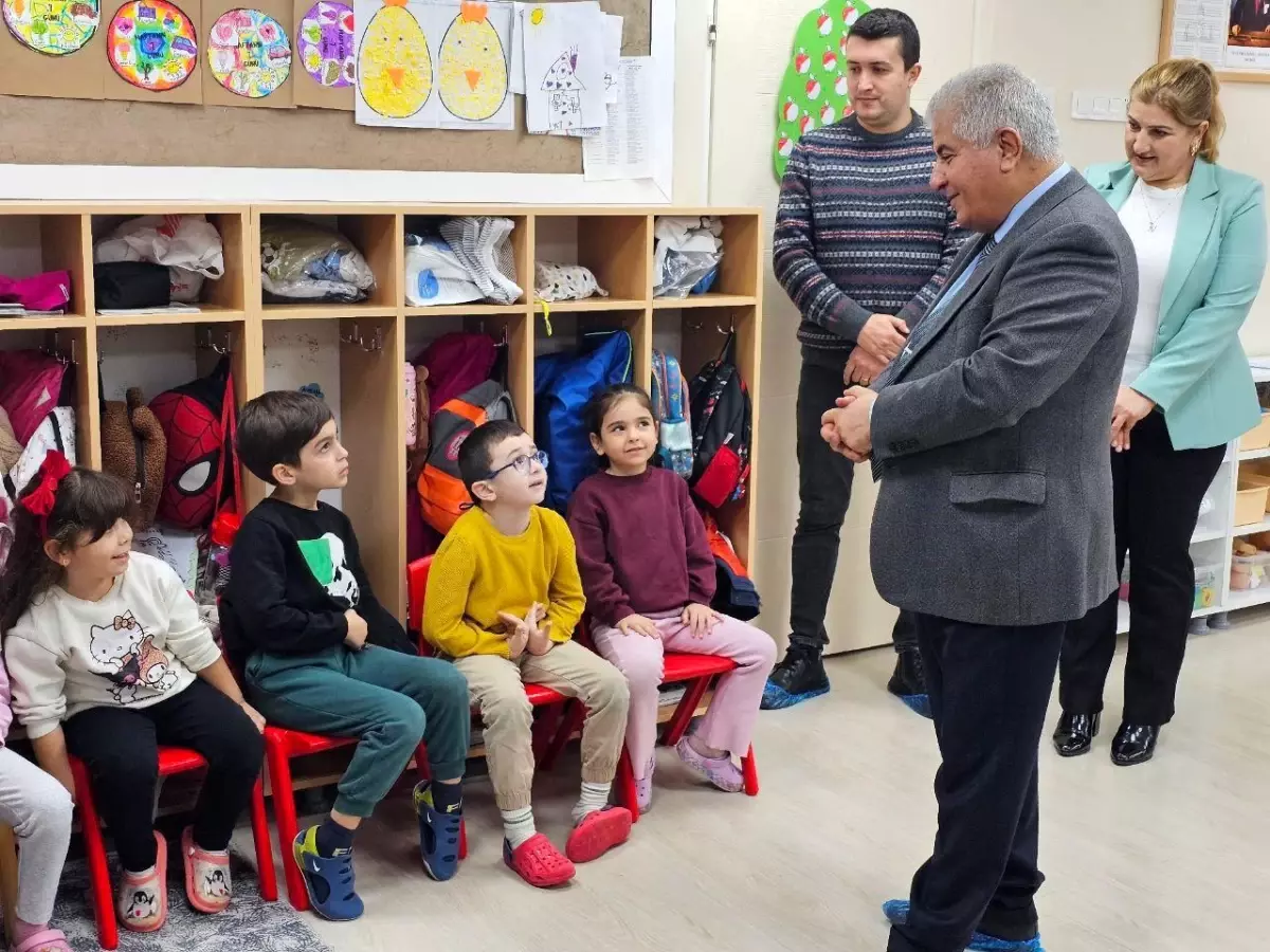 Milli Eğitim Müdürü Anaokulunda minik öğrencilerle buluştu