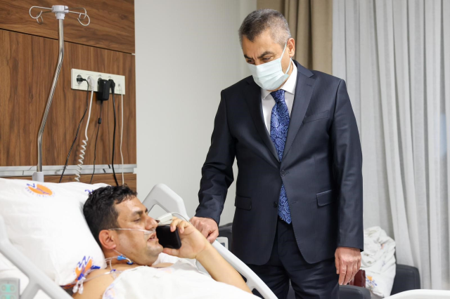 okul bahcesinde tufekle vurulan mudurden guzel 19391267 6090 m