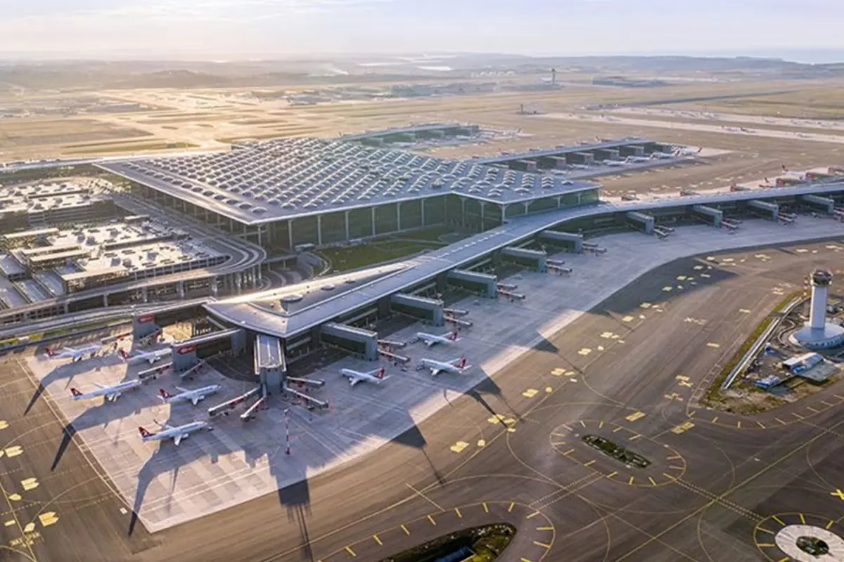 Sabiha Gökçen Havalimanı'nda 2024'ün yolcu rekoru 11 ayda kırıldı