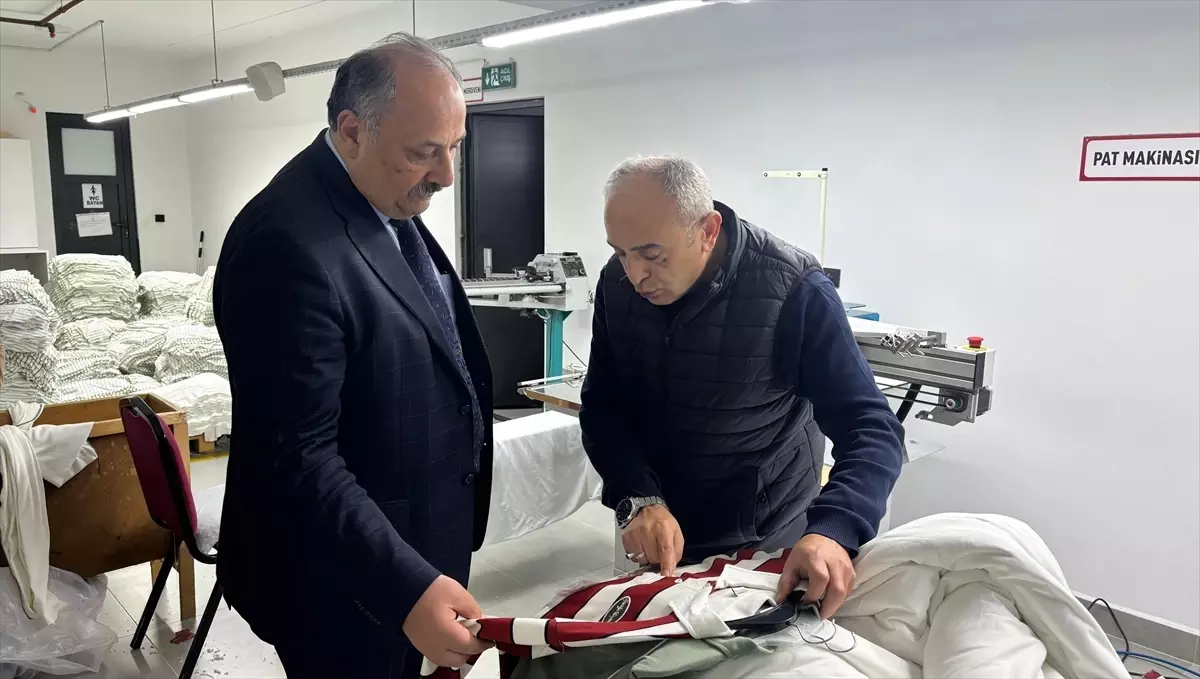 Salıpazarı Belediye Başkanı Karaca'dan tekstil firmasına ziyaret
