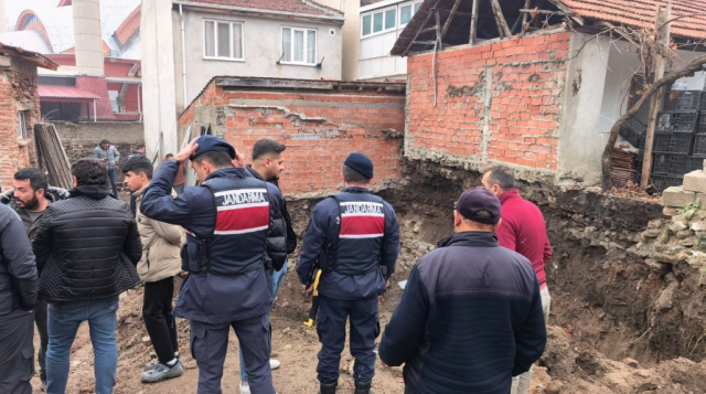 site insaatinda topraktan cikanlari gorenler 19391168 1689 m