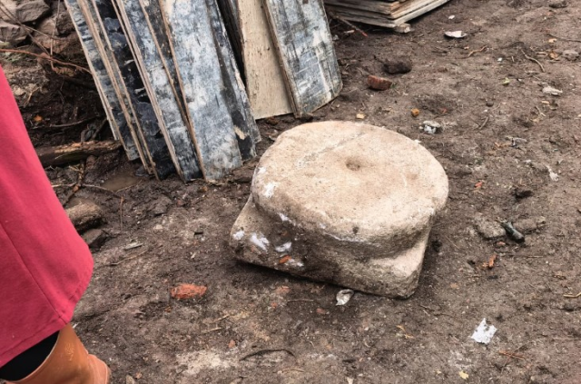 site insaatinda topraktan cikanlari gorenler 19391168 605 m