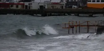 Tekirdağ'da poyraz deniz ulaşımını olumsuz etkiliyor