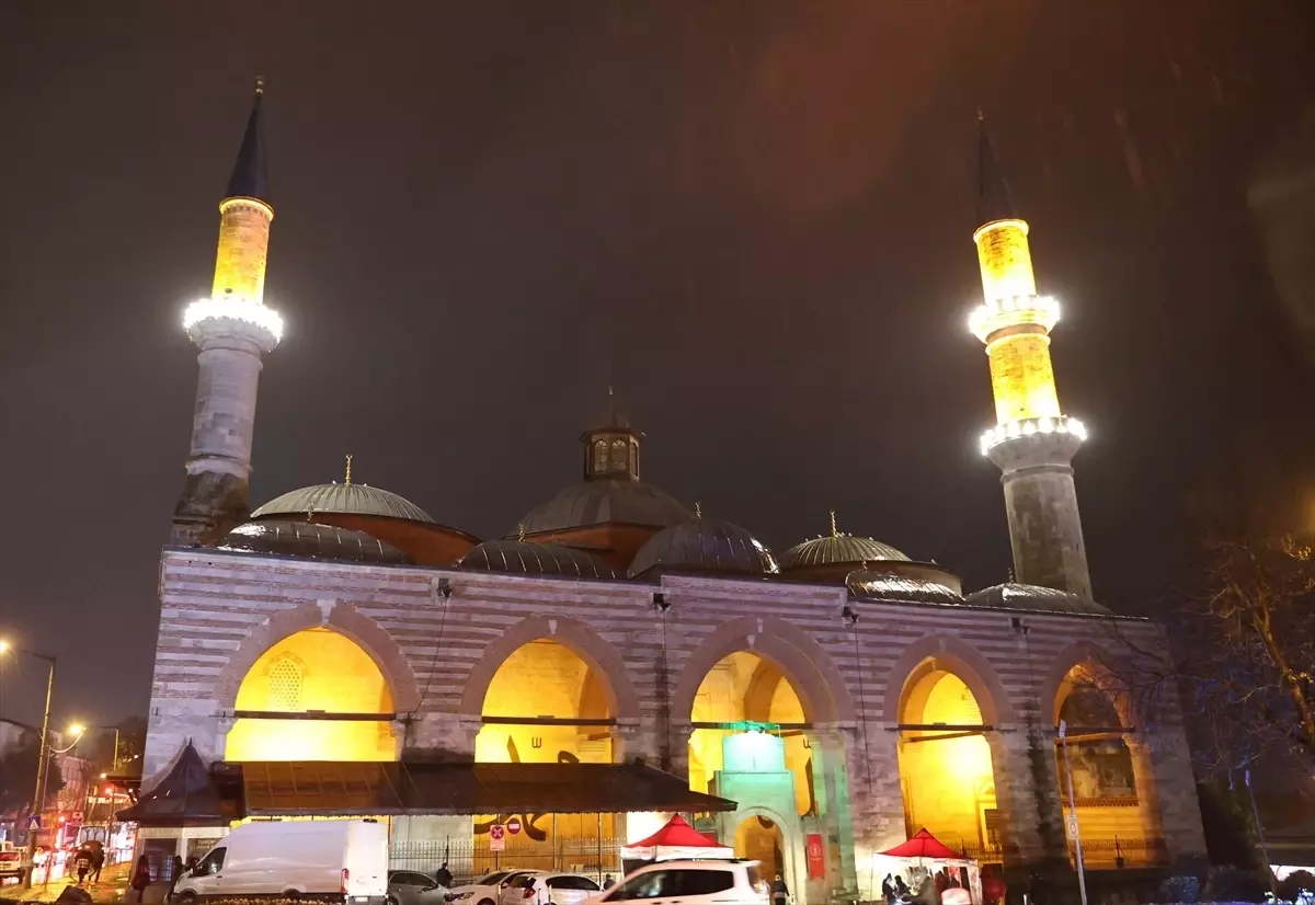 Trakya'da Regaip Kandili dualarla idrak edildi