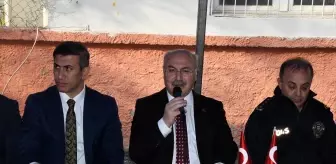 Adana Valisi Yavuz Selim Köşger, Yüreğir ilçesinde vatandaşlarla görüştü