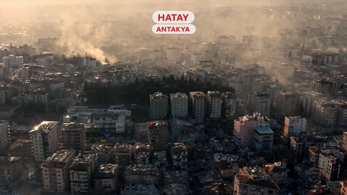 Bakan Kurum, Hatay'daki "Medya Buluşması"nda deprem bölgesindeki çalışmaları anlattı Açıklaması