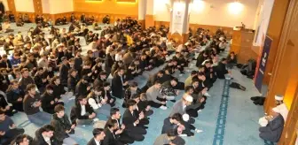 Balıkesir'de üniversite öğrencileri Kampüs Camisi'nde buluştu