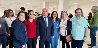 Bodrum'da 42 yıl önce mesleğe başlayan doktor, 34 yıl hizmet verdiği hastaneden törenle uğurlandı